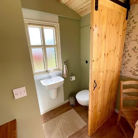 Stepping Stones Glamping 'the Olive'