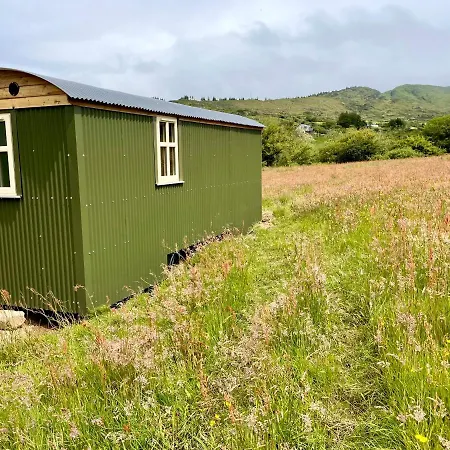 Ferienhaus Stepping Stones Glamping 'the Olive' Bantry