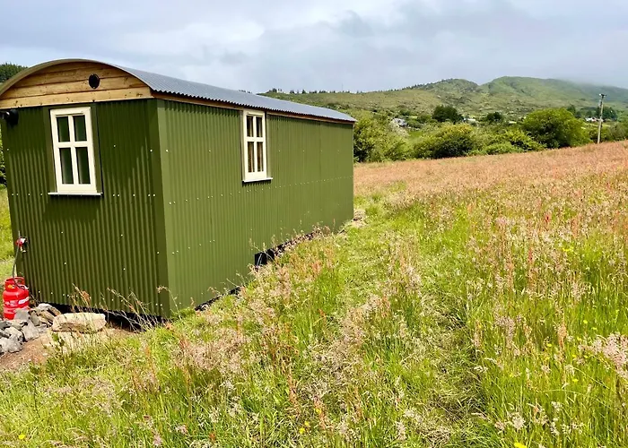 بيت للعطل Stepping Stones Glamping 'the Olive' بانتري